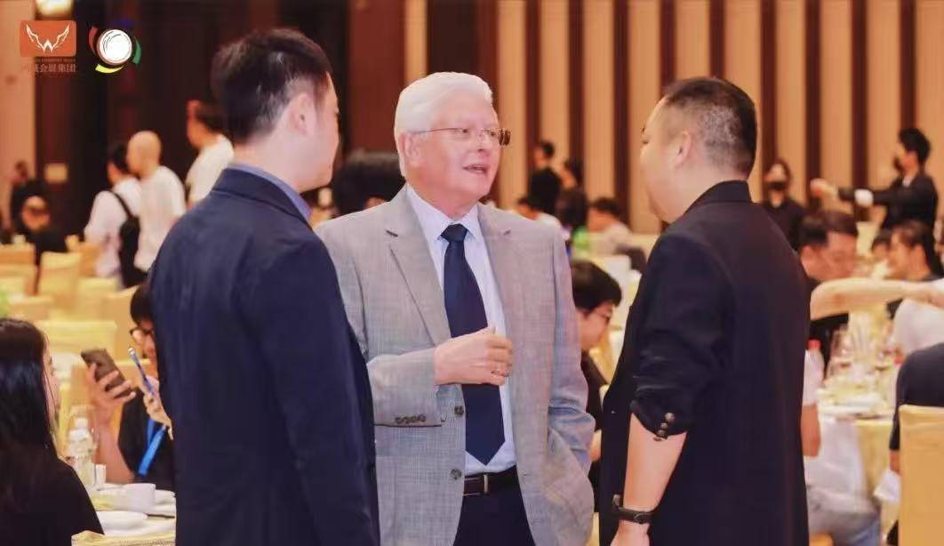 的连接, secti, 将聚焦商业
