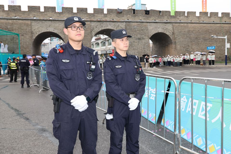 提前到岗