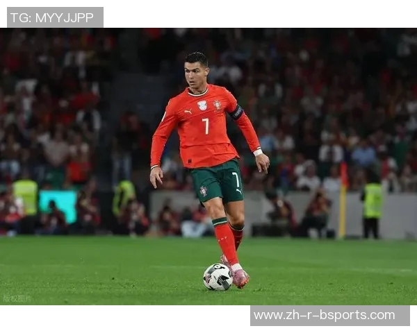 2025年最新天下足球球星排名揭晓 看谁登顶全球足坛之巅